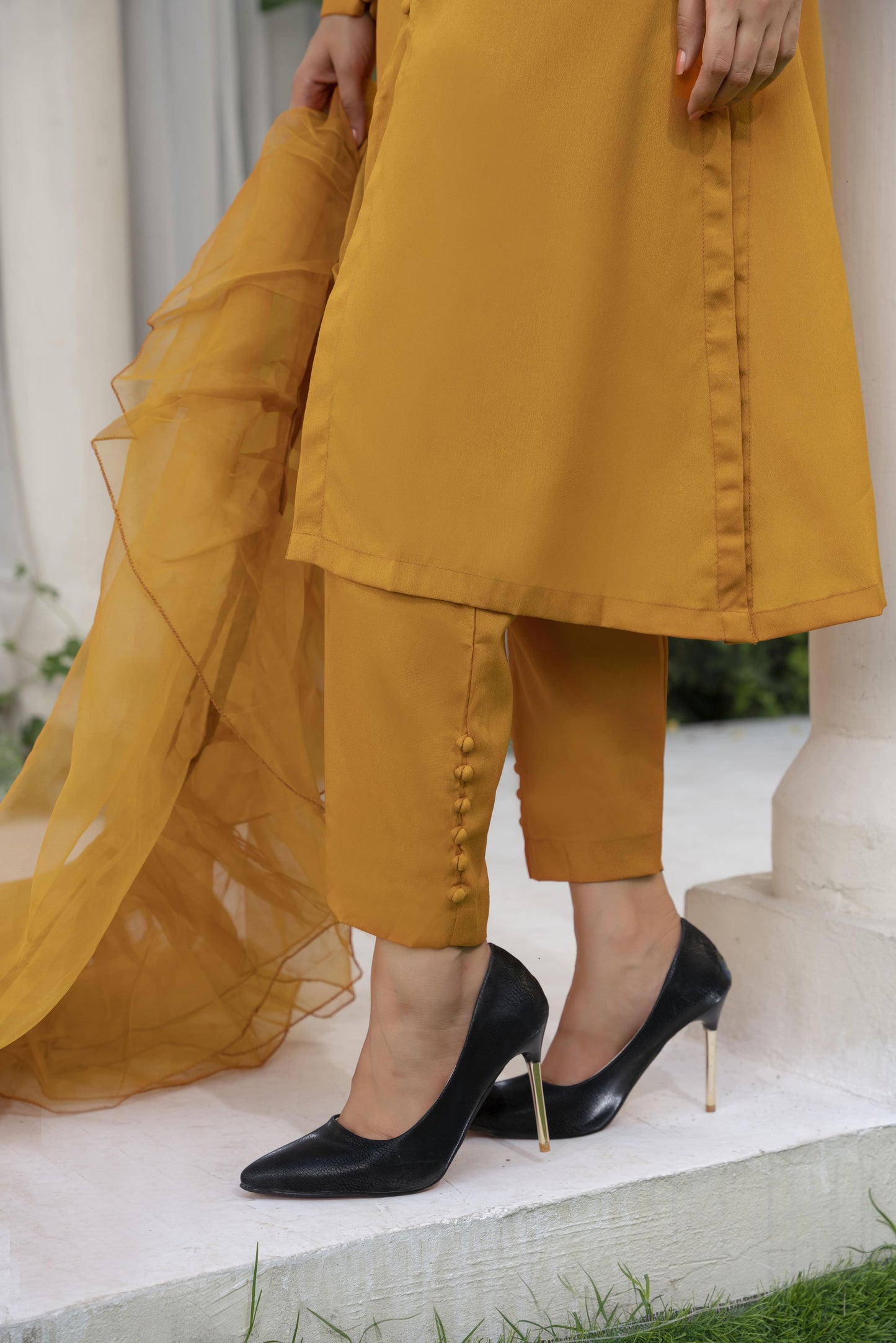ZARA - Mustard