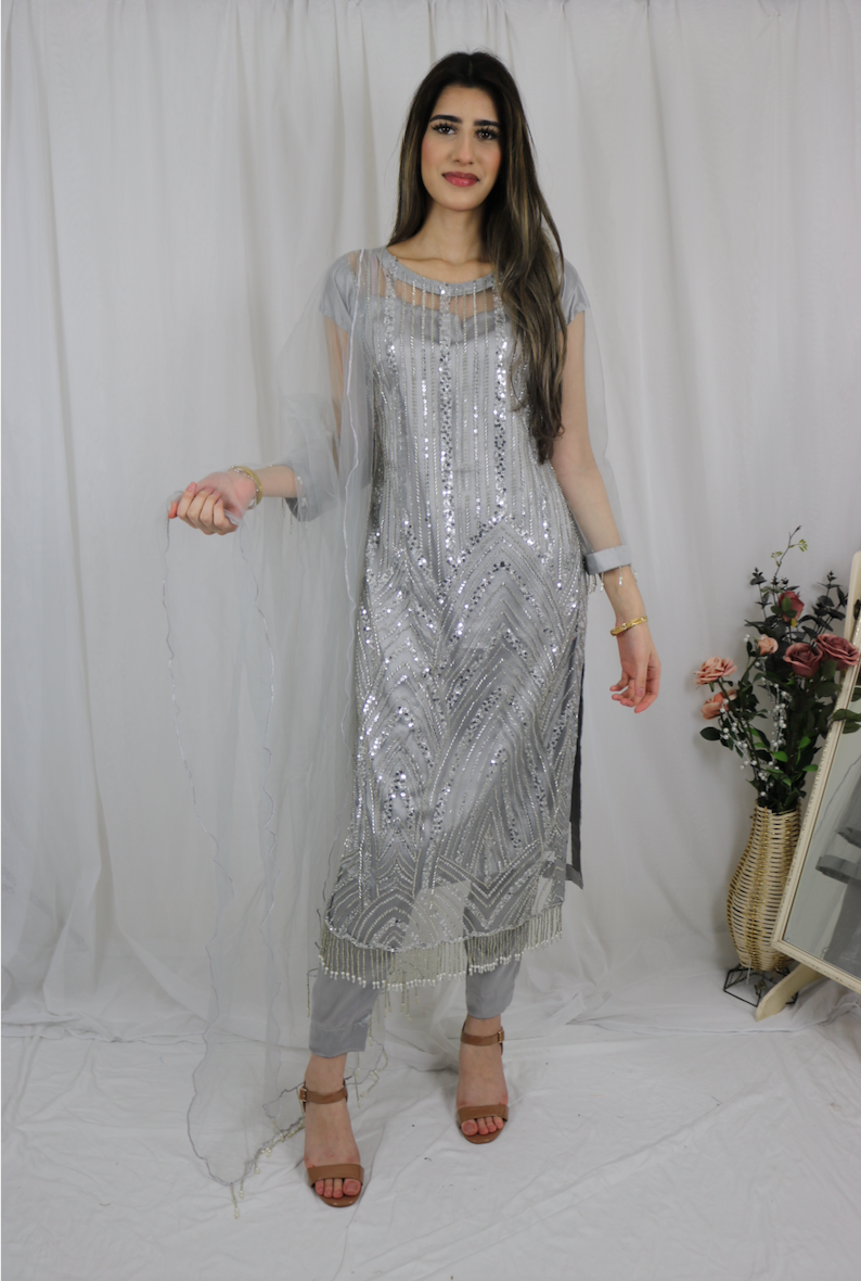 FARAH - Grey