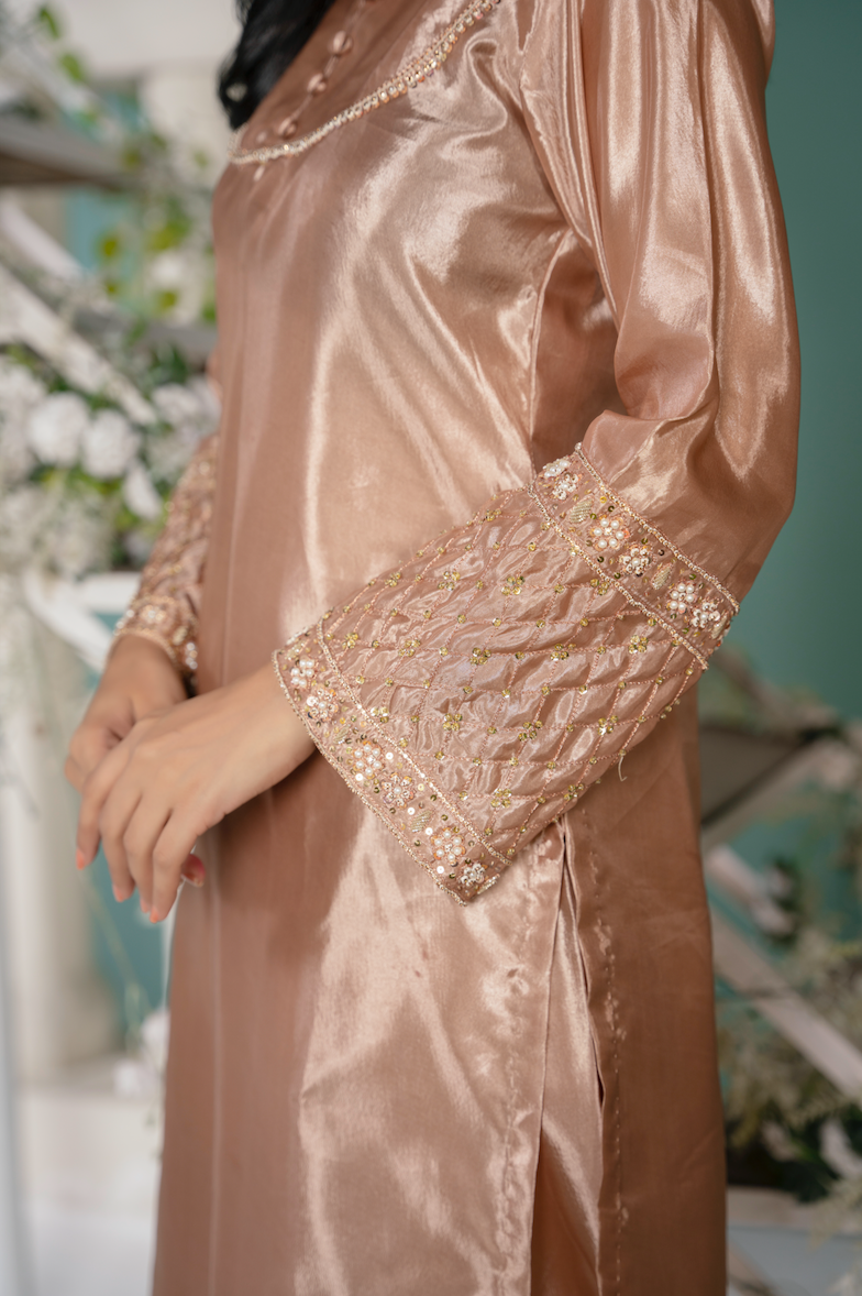 HANNAH Beige Zari