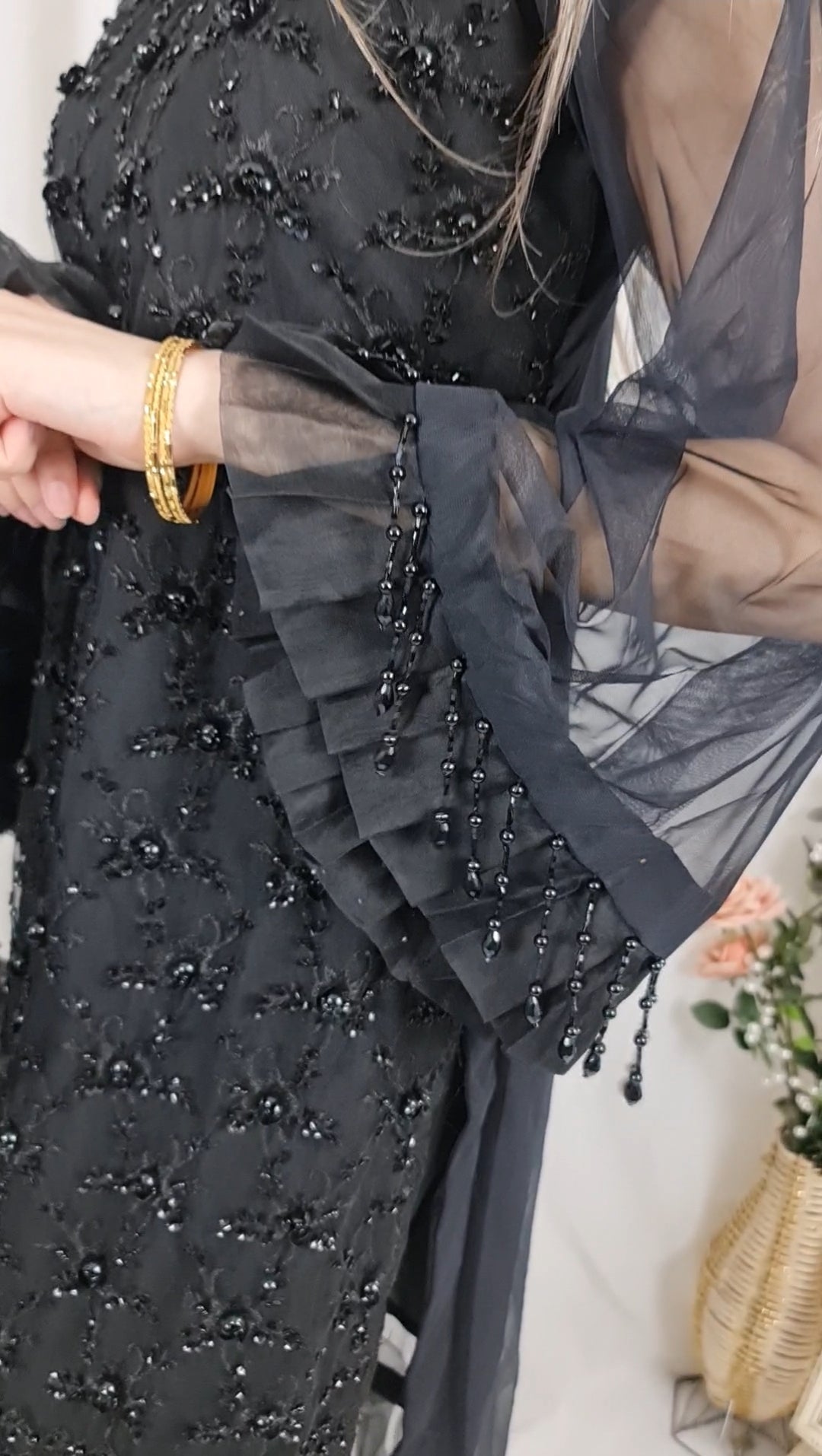 HOORAIN - Black