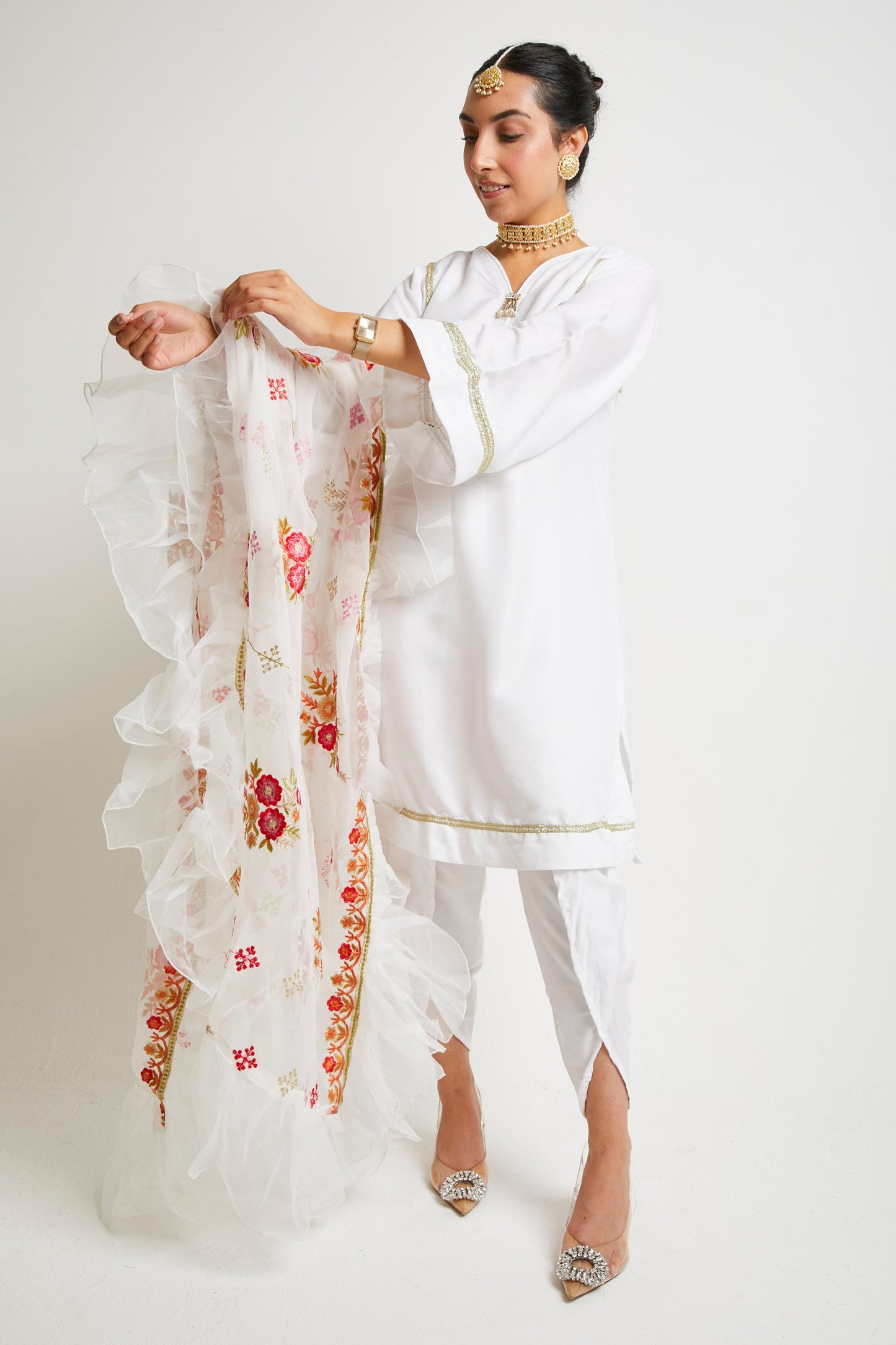 NOOR - White