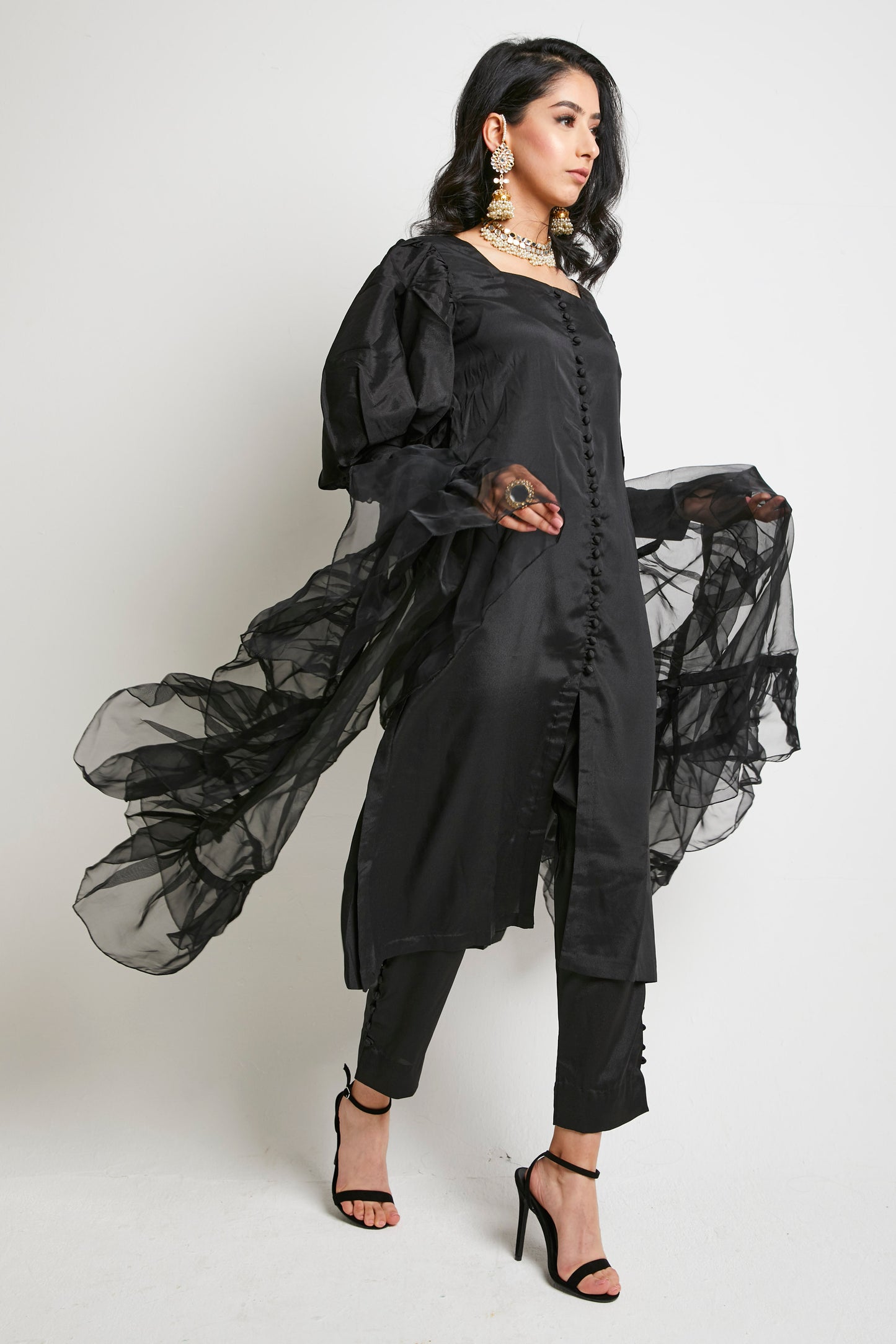 ZARA - Black