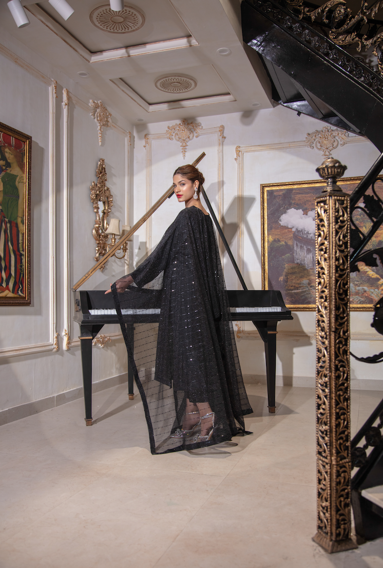 HAYAT Black Cape Duppatta