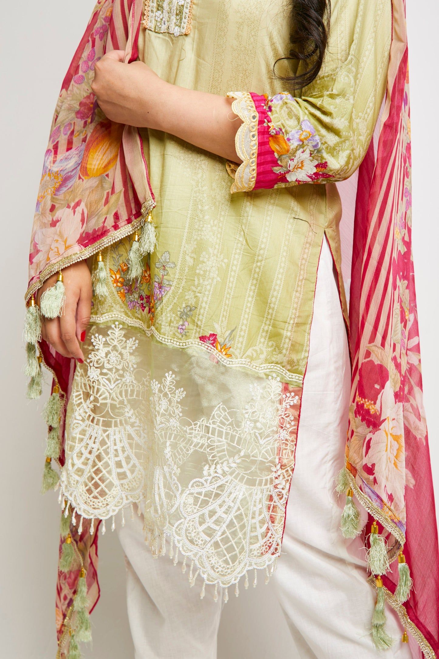 IFRAH - Soft Lime Green