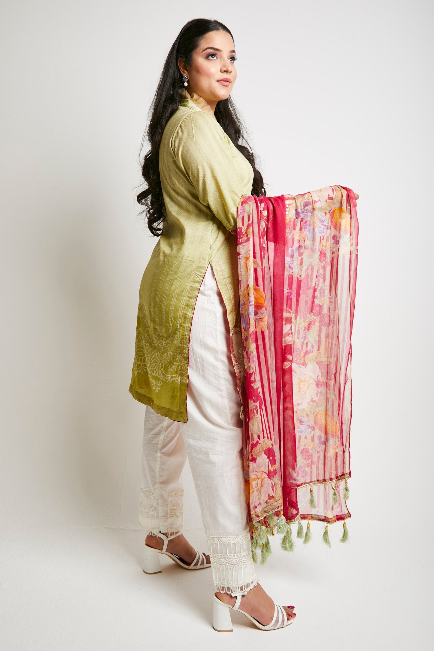 IFRAH - Soft Lime Green