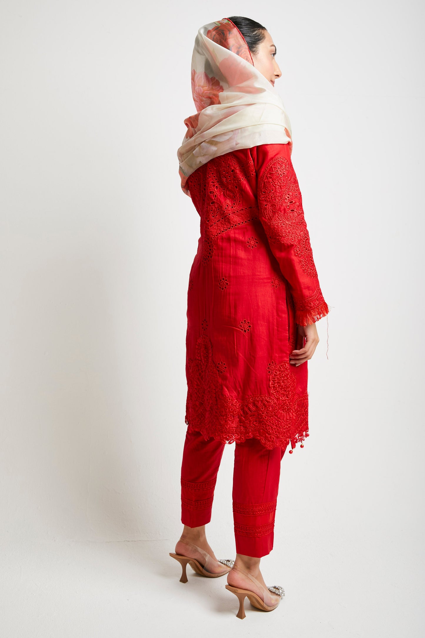 AIZA - Red